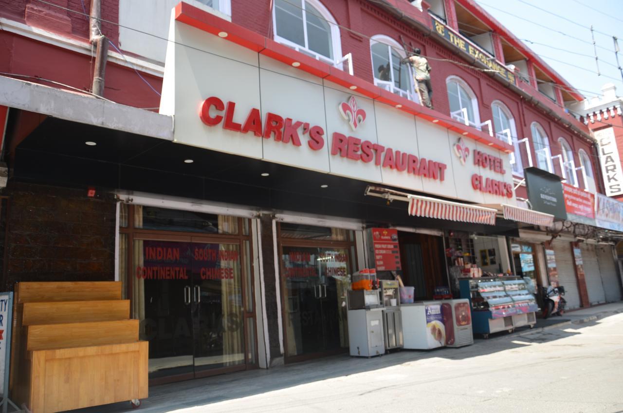 Hotel Clarks Masuri Exterior foto